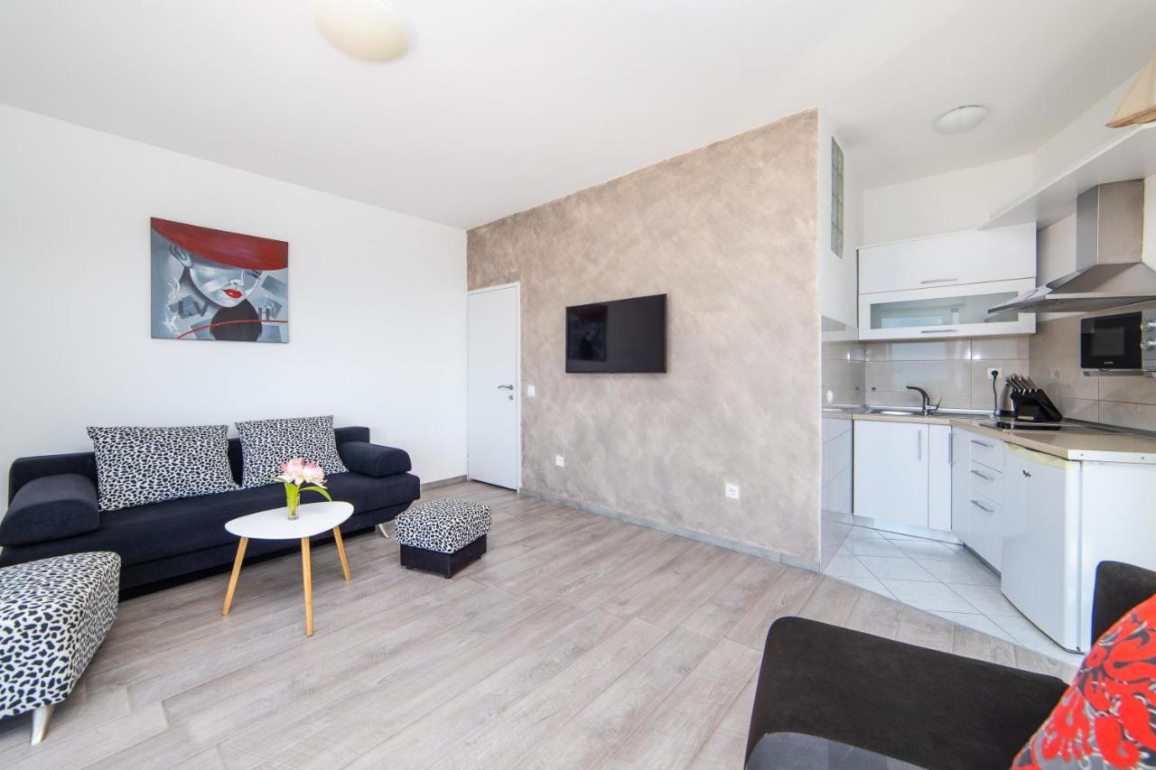 Apartmani Aida Живогоще Екстер'єр фото