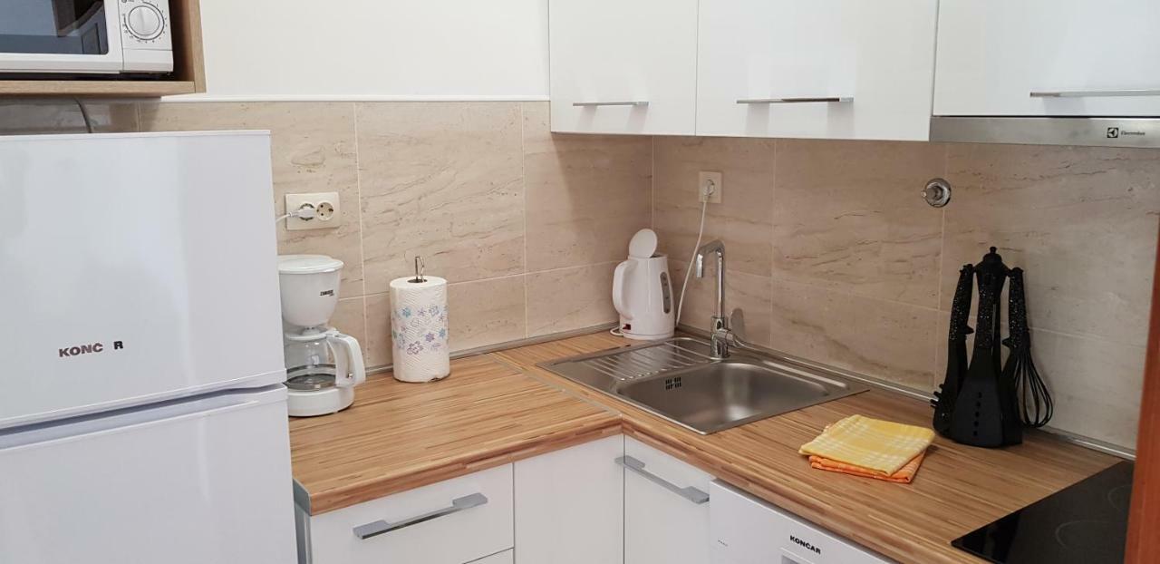 Apartmani Aida Живогоще Екстер'єр фото